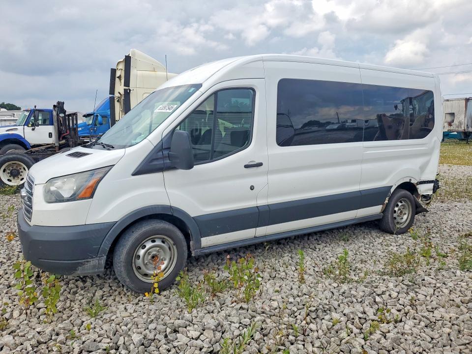 63097546 :رقم المزاد ، 1FBAX2CM3FKA23705 vin ، 2015 Ford Transit مزاد بيع