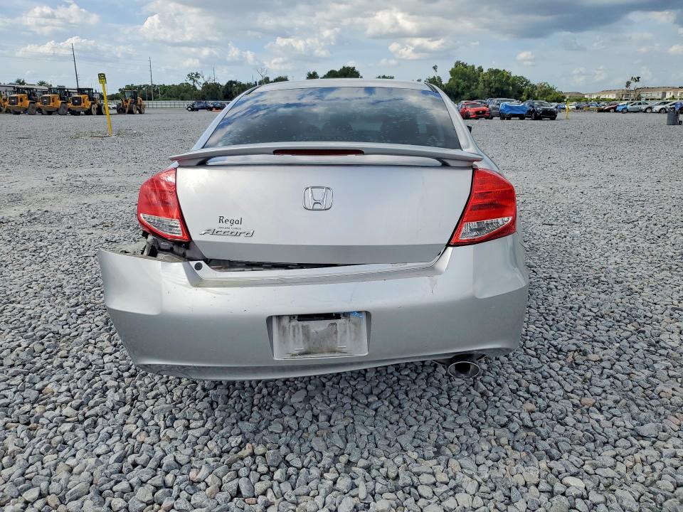 64362706 :رقم المزاد ، 1HGCS1B39BA014689 vin ، 2011 Honda Accord مزاد بيع