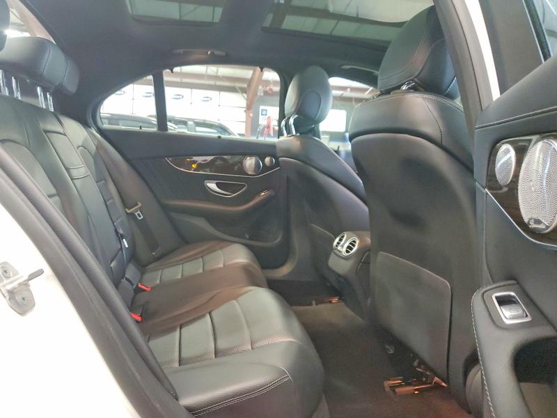 Продажа на аукционе авто 2015 Mercedes-benz C, vin: 55SWF6GB4FU027052, номер лота: 64448106