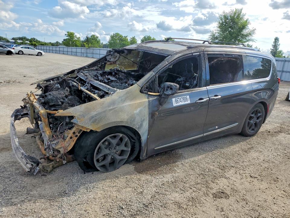 Auction sale of the 2017 Chrysler Pacifica, vin: 2C4RC1EG1HR523295, lot number: 66747806