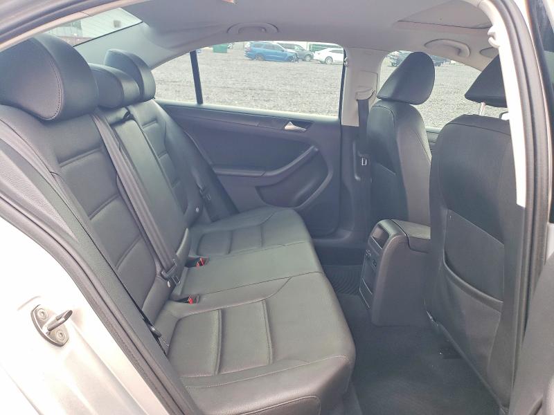63781026 :رقم المزاد ، 3VWDP7AJ0CM383420 vin ، 2012 Volkswagen Jetta مزاد بيع