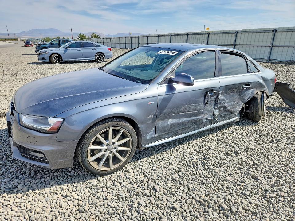 64684346 :رقم المزاد ، WAUFFAFL1FN010576 vin ، 2015 Audi A4 مزاد بيع