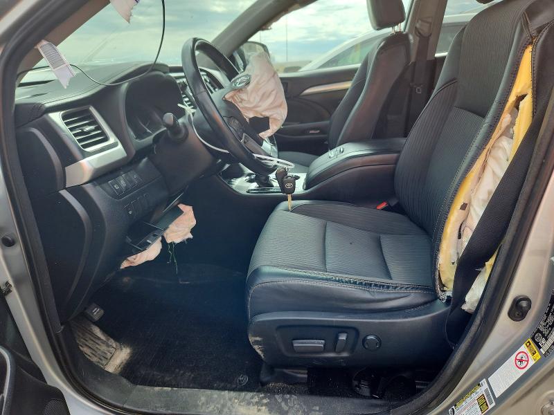 Продаж на аукціоні авто 2018 Toyota Highlander, vin: 5TDBZRFH9JS834346, номер лоту: 64823886