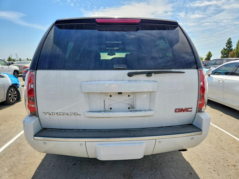66995206 :رقم المزاد ، 1GKS2MEF6ER132582 vin ، 2014 Gmc Yukon Xl مزاد بيع