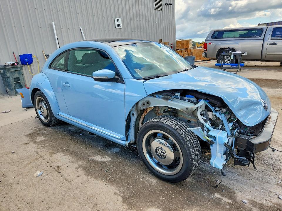 64907076 :رقم المزاد ، 3VWJP7AT5DM623244 vin ، 2013 Volkswagen Beetle مزاد بيع
