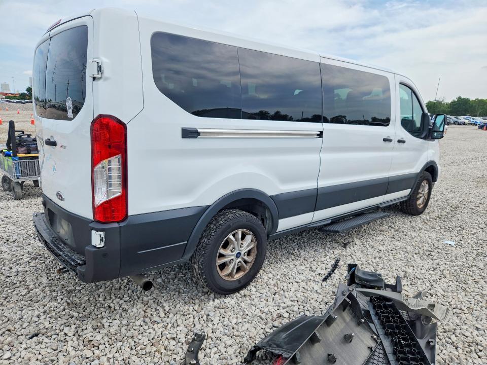 65712736 :رقم المزاد ، 1FBAX2Y80MKA51972 vin ، 2021 Ford Transit مزاد بيع