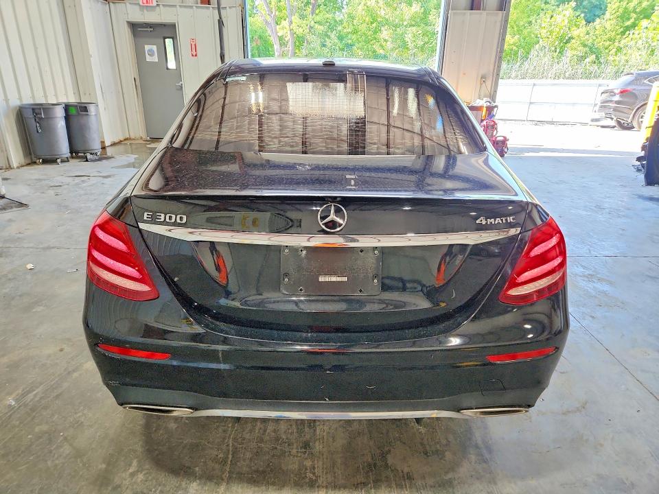 2017 Mercedes-benz E მანქანა იყიდება აუქციონზე, vin: WDDZF4KB7HA035691, აუქციონის ნომერი: 64382766