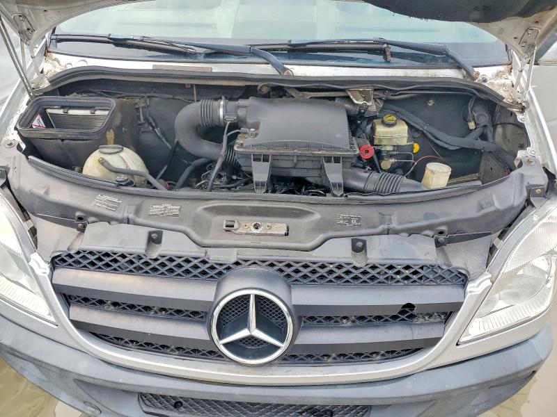 64016996 :رقم المزاد ، WD3PE7CC0C5705168 vin ، 2012 Mercedes-benz Sprinter مزاد بيع