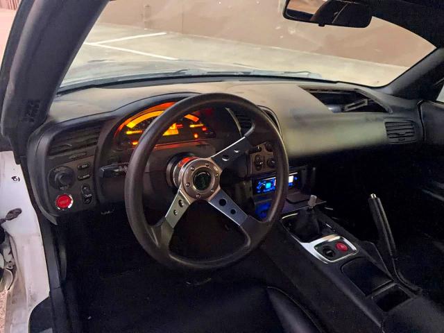 61647296 :رقم المزاد ، JHMAP114X1T007592 vin ، 2001 Honda S2000 مزاد بيع