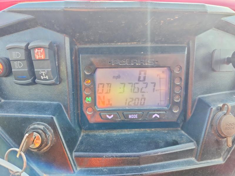 63921136 :رقم المزاد ، 3NSVFE929JF410075 vin ، 2018 Polaris Rzr مزاد بيع