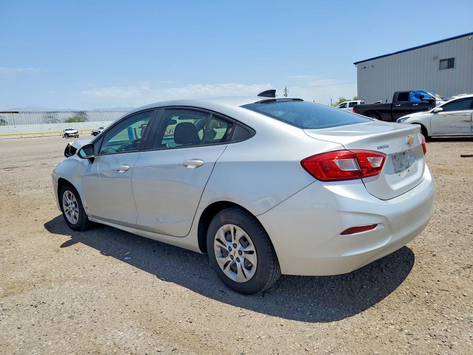 63807546 :رقم المزاد ، 1G1BC5SM8K7148557 vin ، 2019 Chevrolet Cruze مزاد بيع