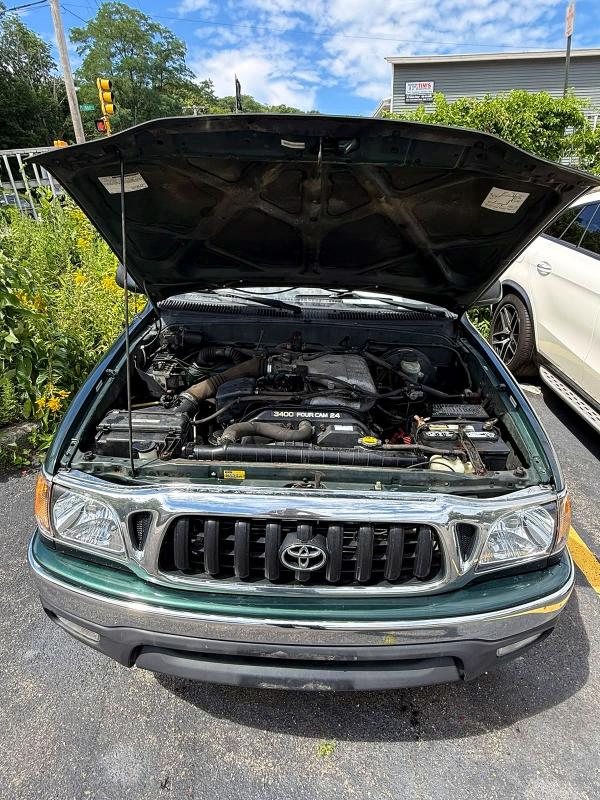 Продаж на аукціоні авто 2004 Toyota Tacoma, vin: 5TEWN72NX4Z382623, номер лоту: 64243546