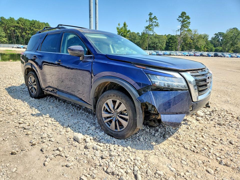 62274346 :رقم المزاد ، 5N1DR3BAXNC242441 vin ، 2022 Nissan Pathfinder مزاد بيع