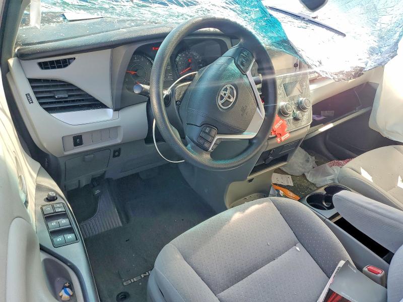 Продажа на аукционе авто 2015 Toyota Sienna, vin: 5TDKK3DC6FS665418, номер лота: 62200436