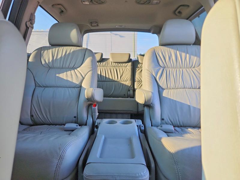 67074126 :رقم المزاد ، 5FNRL3H7XAB080816 vin ، 2010 Honda Odyssey مزاد بيع