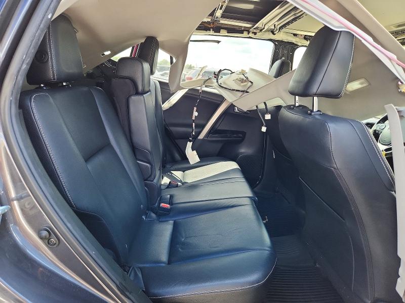 Продаж на аукціоні авто 2017 Toyota Rav4, vin: JTMYFREV1HJ116727, номер лоту: 64302546