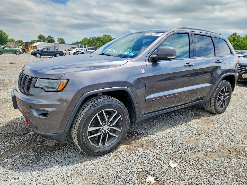 64139406 :رقم المزاد ، 1C4RJFLG6JC336798 vin ، 2018 Jeep Grand Cherokee مزاد بيع