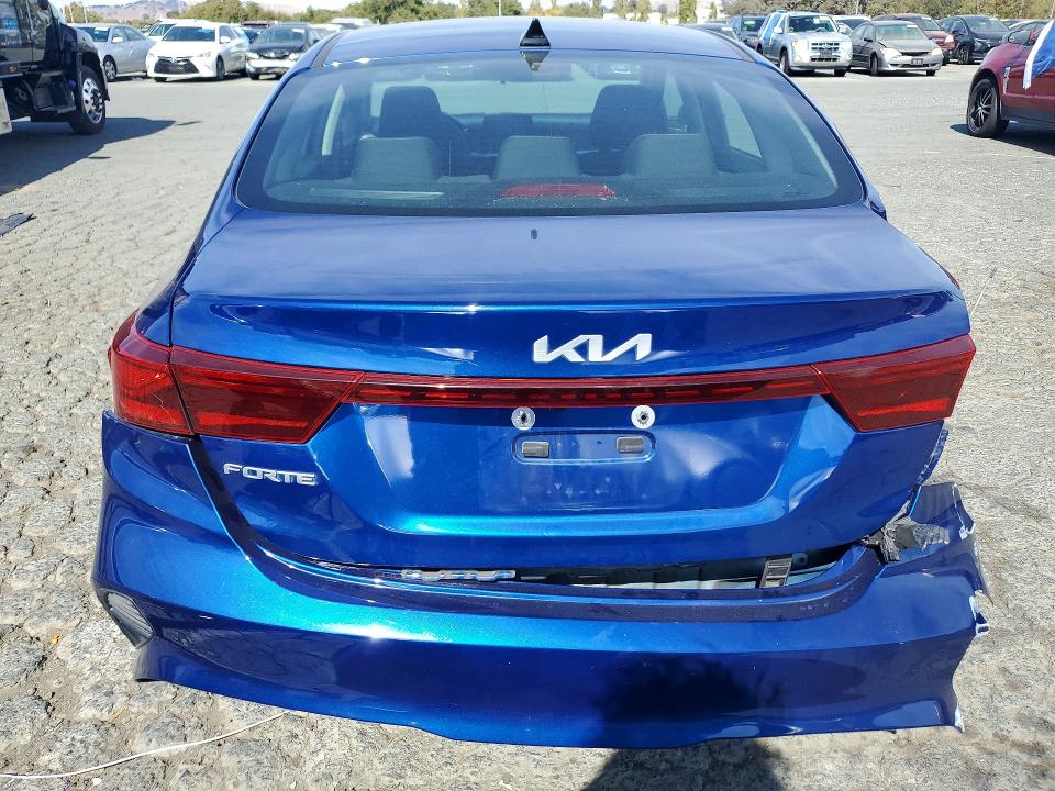 65697316 :رقم المزاد ، 3KPF24AD2NE417406 vin ، 2022 Kia Forte مزاد بيع