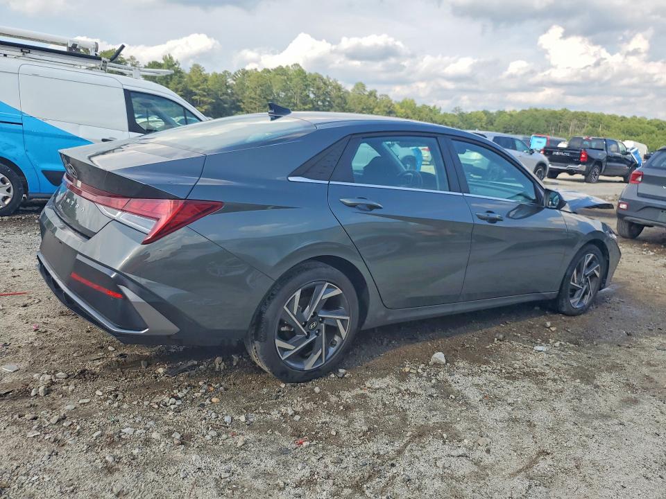 2025 Hyundai Elantra მანქანა იყიდება აუქციონზე, vin: KMHLS4DGXSU962447, აუქციონის ნომერი: 66898356