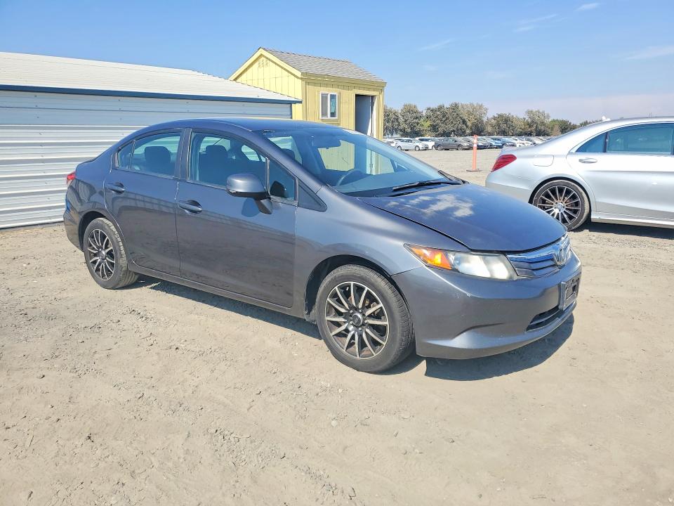 Auction sale of the 2013 Honda Civic, vin: 2HGFB2F56DH577573, lot number: 65140536
