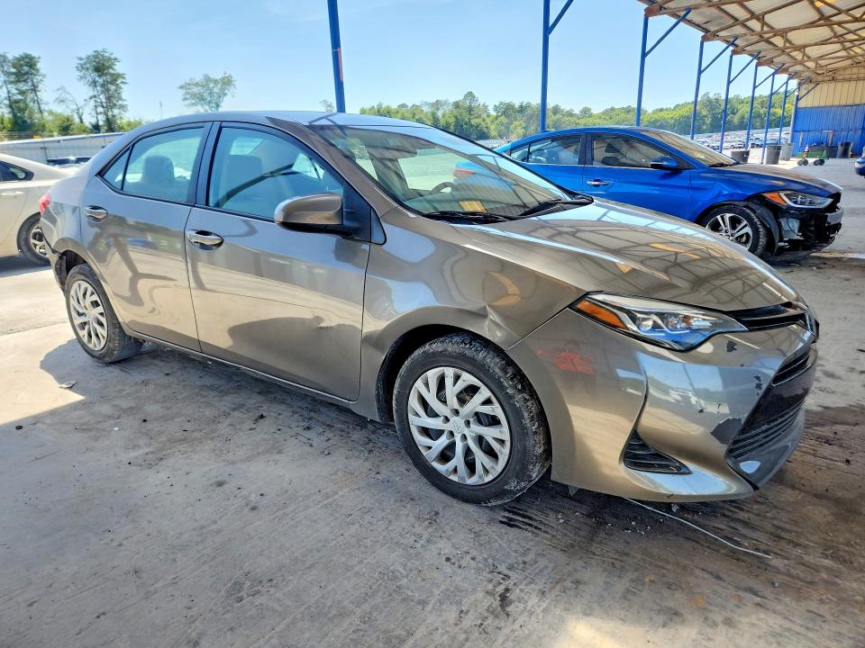 2017 Toyota Corolla მანქანა იყიდება აუქციონზე, vin: 5YFBURHE3HP728852, აუქციონის ნომერი: 65122166