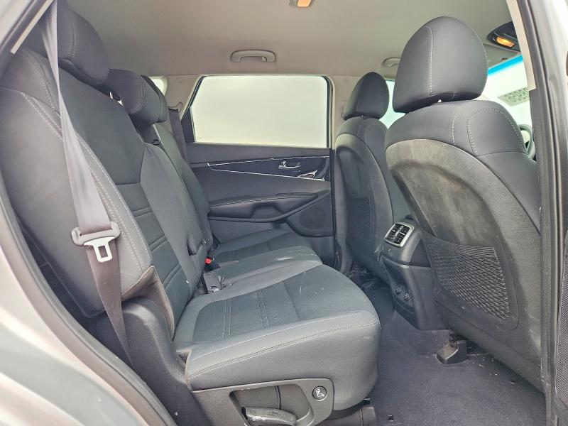 66308956 :رقم المزاد ، 5XYPG4A3XLG686413 vin ، 2020 Kia Sorento مزاد بيع