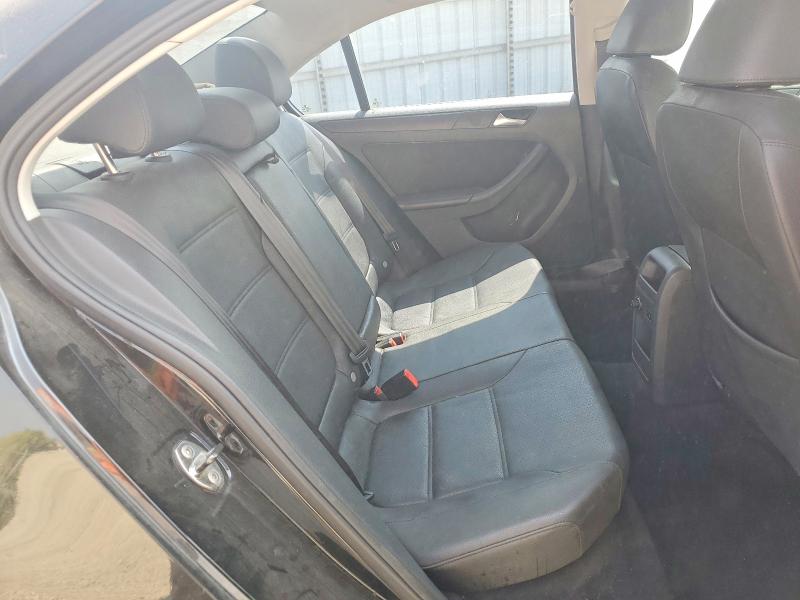 67139436 :رقم المزاد ، 3VWDP7AJ3CM413140 vin ، 2012 Volkswagen Jetta مزاد بيع