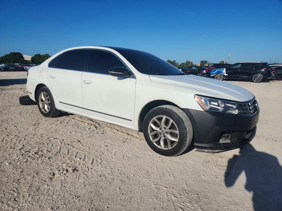 Aukcja sprzedaży 2016 Volkswagen Passat, vin: 1VWAS7A35GC046638, numer aukcji: 64807916