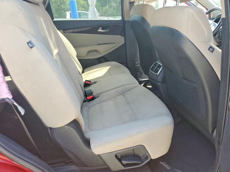 2017 Kia Sorento მანქანა იყიდება აუქციონზე, vin: 5XYPG4A50HG285879, აუქციონის ნომერი: 65989676