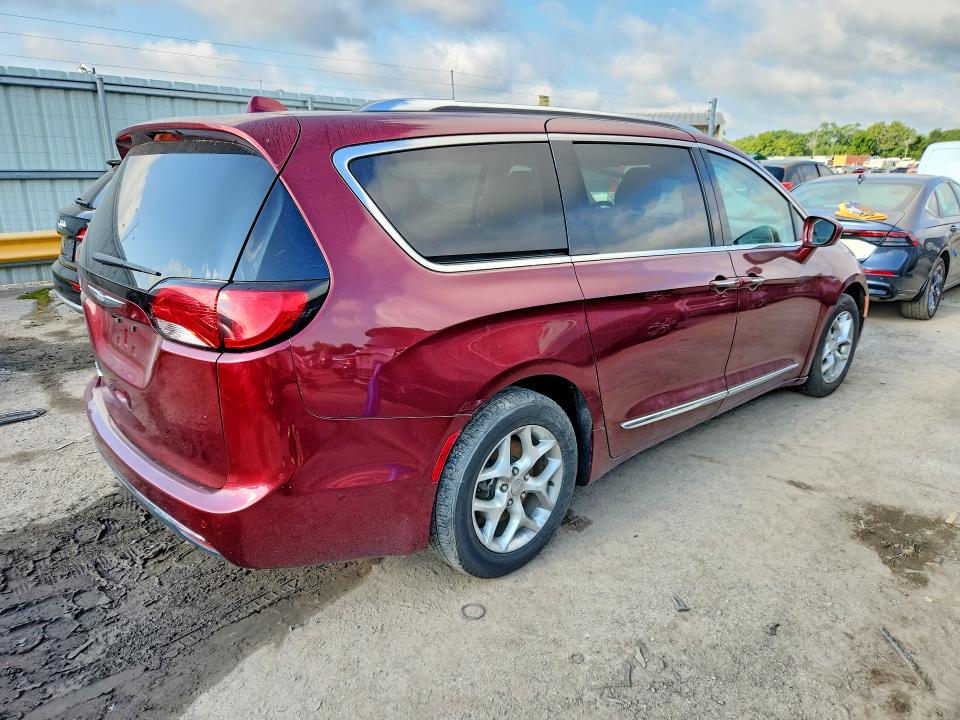 65749996 :رقم المزاد ، 2C4RC1EG2HR526089 vin ، 2017 Chrysler Pacifica مزاد بيع