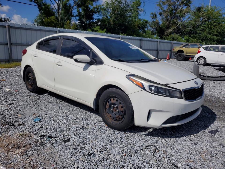 2017 Kia Forte მანქანა იყიდება აუქციონზე, vin: 3KPFK4A77HE107637, აუქციონის ნომერი: 64674726