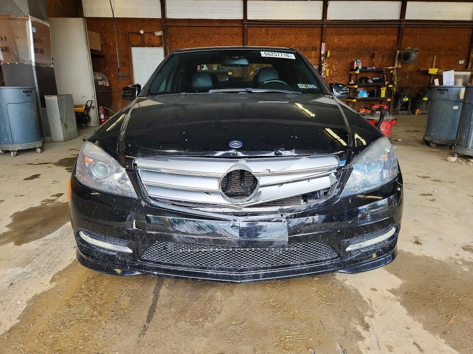 2011 Mercedes-benz C მანქანა იყიდება აუქციონზე, vin: WDDGF5EB8BR171250, აუქციონის ნომერი: 66257716