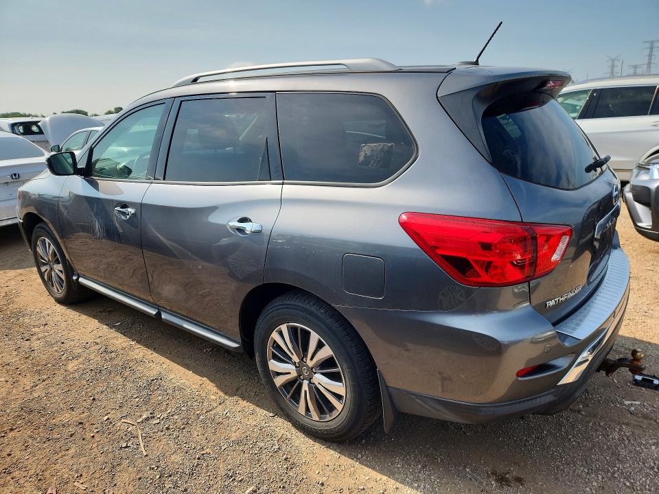 2018 Nissan Pathfinder მანქანა იყიდება აუქციონზე, vin: 5N1DR2MM1JC670099, აუქციონის ნომერი: 63737846