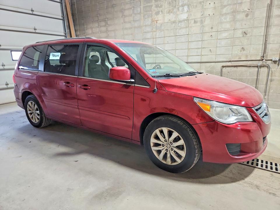 Продаж на аукціоні авто 2014 Volkswagen Routan, vin: 2C4RVABG0ER134738, номер лоту: 64799606