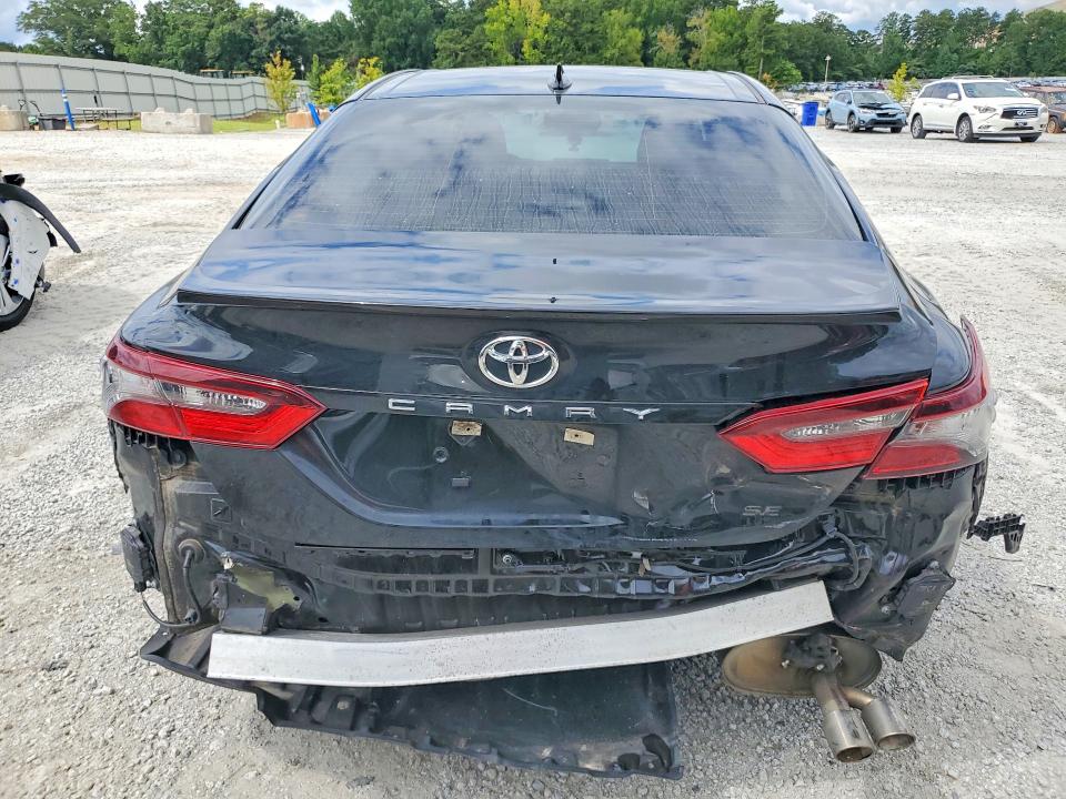 63395416 :رقم المزاد ، 4T1S11AK5NU662115 vin ، 2022 Toyota Camry مزاد بيع