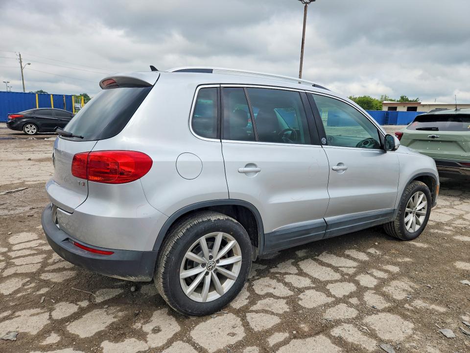 Продажа на аукционе авто 2017 Volkswagen Tiguan, vin: WVGRV7AXXHK022032, номер лота: 65644766