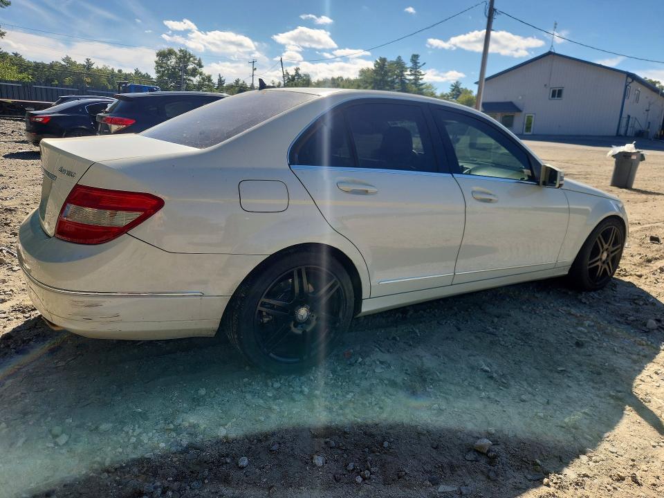 2011 Mercedes-benz C მანქანა იყიდება აუქციონზე, vin: WDDGF8BB8BR167088, აუქციონის ნომერი: 66784236