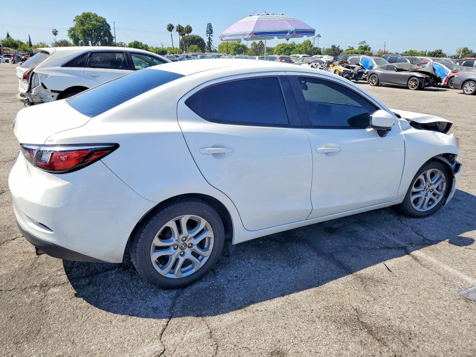 66501536 :رقم المزاد ، 3MYDLBZV0GY141364 vin ، 2016 Scion Ia مزاد بيع