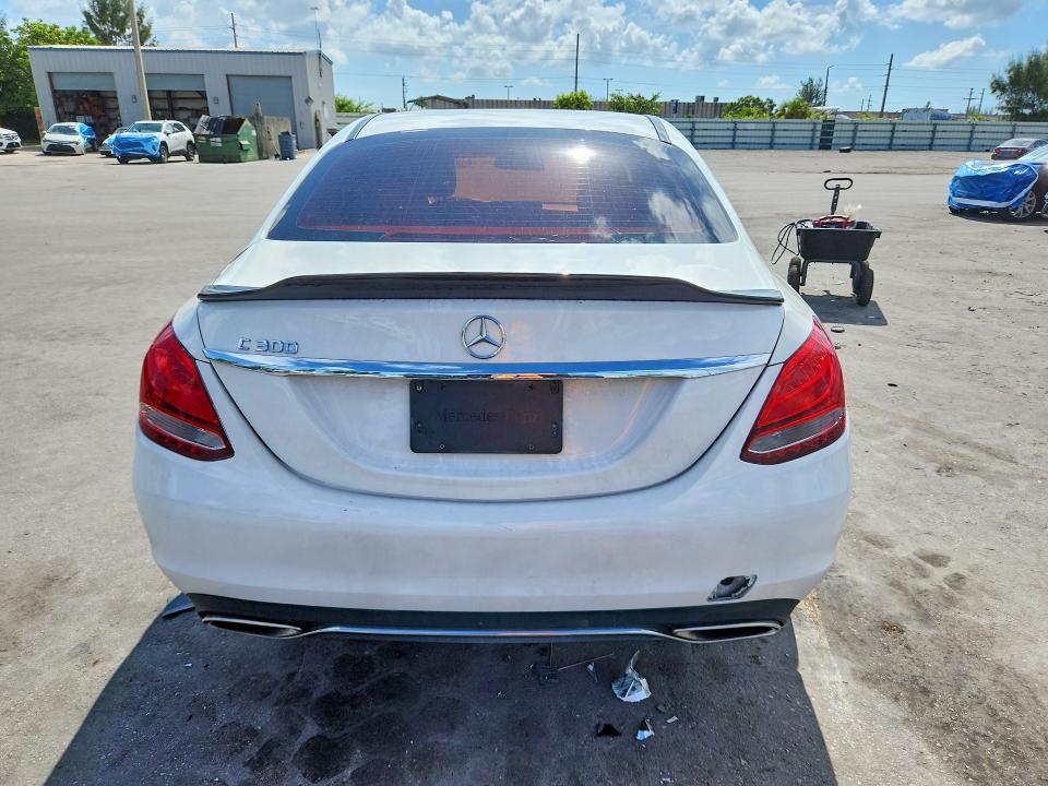 2017 Mercedes-benz C მანქანა იყიდება აუქციონზე, vin: 55SWF4JB5HU188140, აუქციონის ნომერი: 65377006