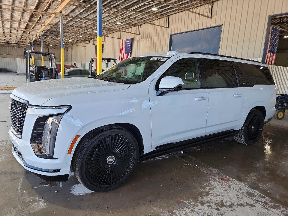 2026 Cadillac Escalade მანქანა იყიდება აუქციონზე, vin: 1GYS9PKL7TR325625, აუქციონის ნომერი: 66470146