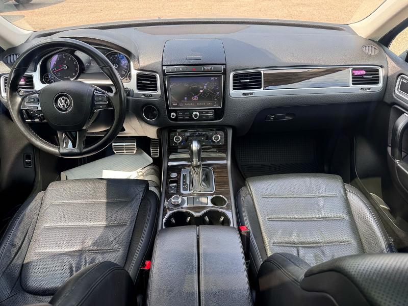 Продаж на аукціоні авто 2017 Volkswagen Touareg, vin: WVGGF7BP8HD001557, номер лоту: 65160976