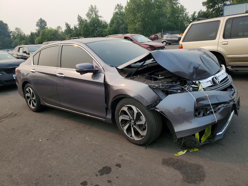 Продаж на аукціоні авто 2016 Honda Accord, vin: 1HGCR3F8XGA007884, номер лоту: 63898746