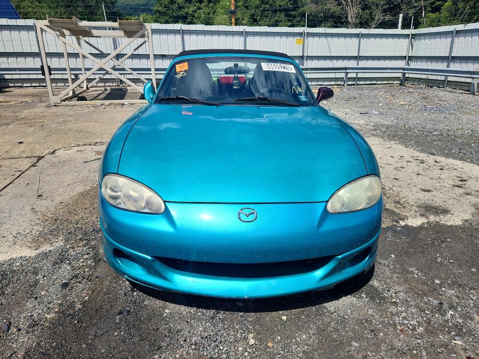66605226 :رقم المزاد ، JM1NB353930301004 vin ، 2003 Mazda Mx-5 Miata مزاد بيع