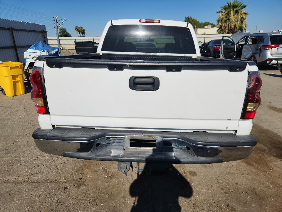 2006 Chevrolet Silver1500 მანქანა იყიდება აუქციონზე, vin: 2GCEC13T861192385, აუქციონის ნომერი: 63932026