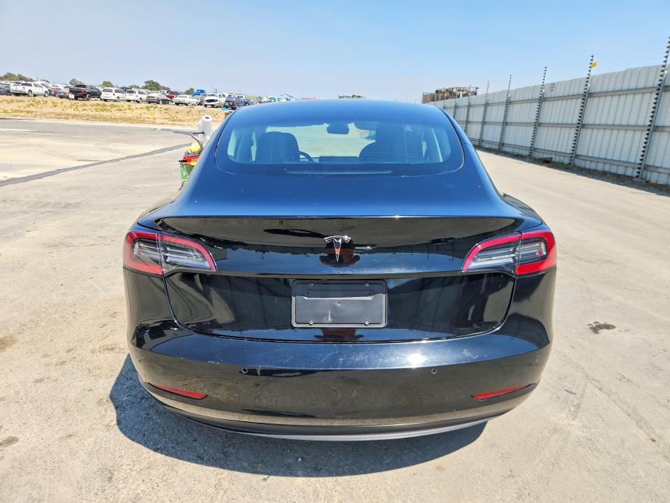 2022 Tesla Model 3 მანქანა იყიდება აუქციონზე, vin: 5YJ3E1EA8NF191763, აუქციონის ნომერი: 63795136