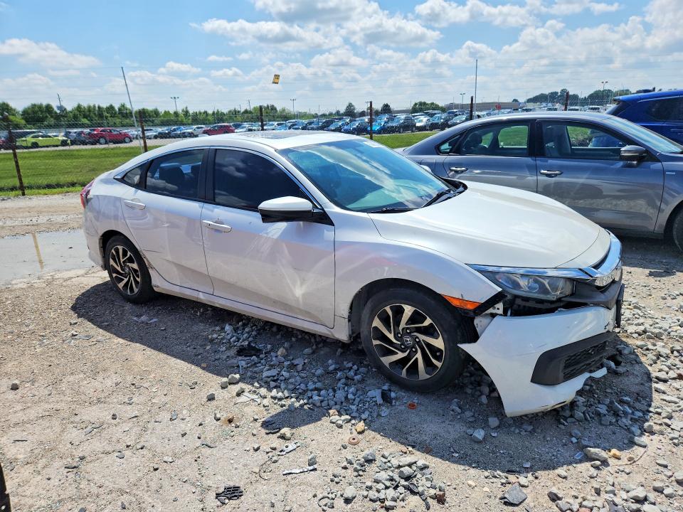 2018 Honda Civic მანქანა იყიდება აუქციონზე, vin: 19XFC2F75JE033697, აუქციონის ნომერი: 63663396