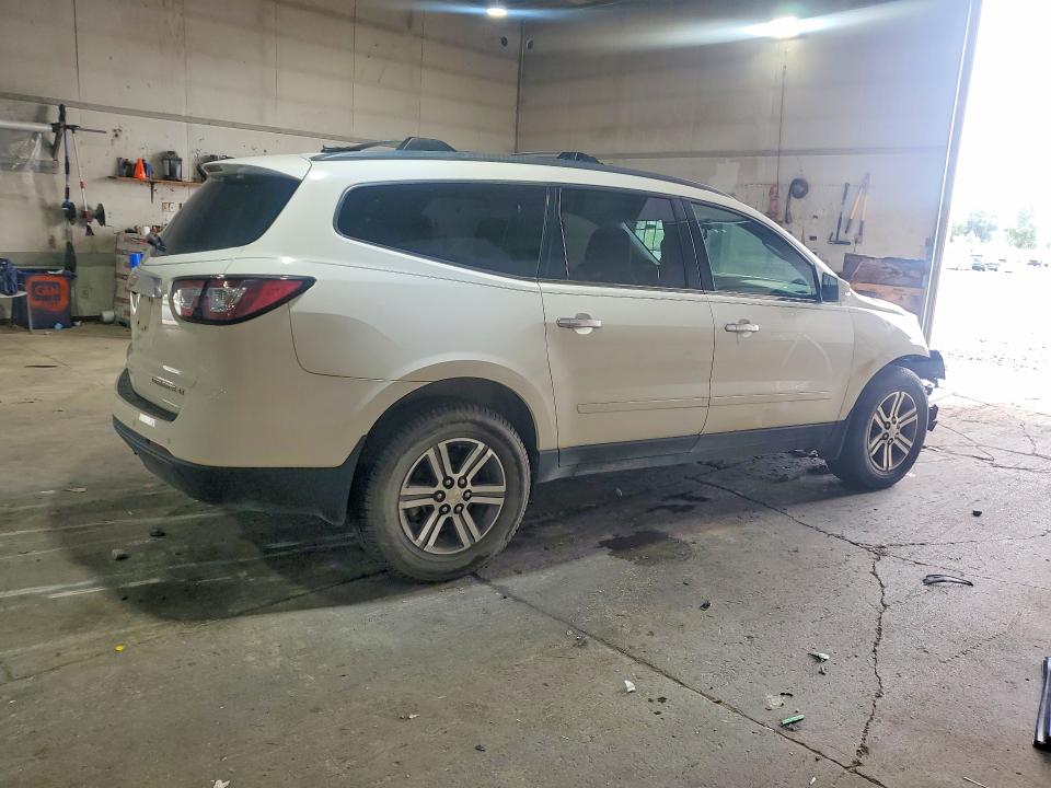 63279586 :رقم المزاد ، 1GNKVHKD5FJ195046 vin ، 2015 Chevrolet Traverse مزاد بيع