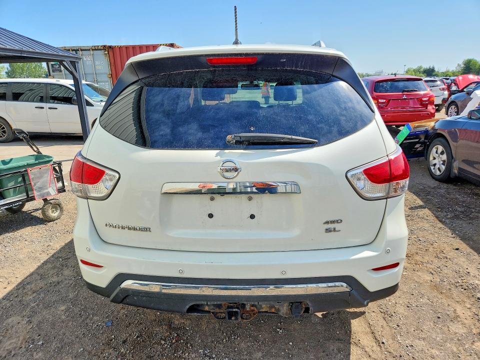 64841206 :رقم المزاد ، 5N1AR2MM6FC605887 vin ، 2015 Nissan Pathfinder مزاد بيع