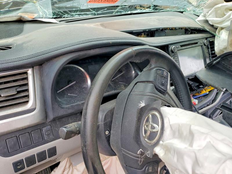 Продажа на аукционе авто 2014 Toyota Highlander, vin: 5TDJKRFHXES065202, номер лота: 63844286