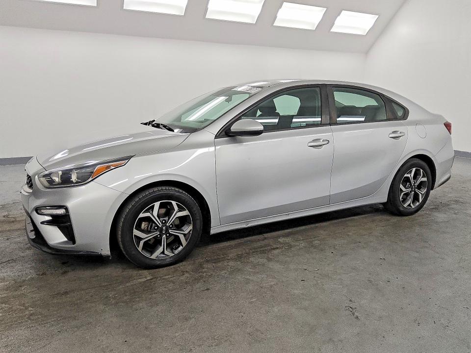 61784186 :رقم المزاد ، 3KPF24AD0KE015931 vin ، 2019 Kia Forte مزاد بيع